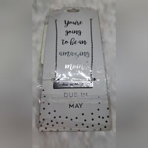 Mom/Maternity Necklace Gift